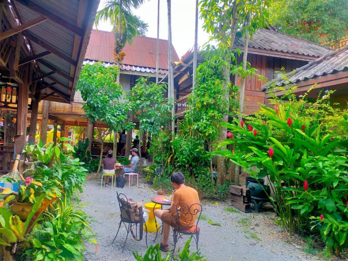 Champalao The Villa Vang Vieng Exteriör bild